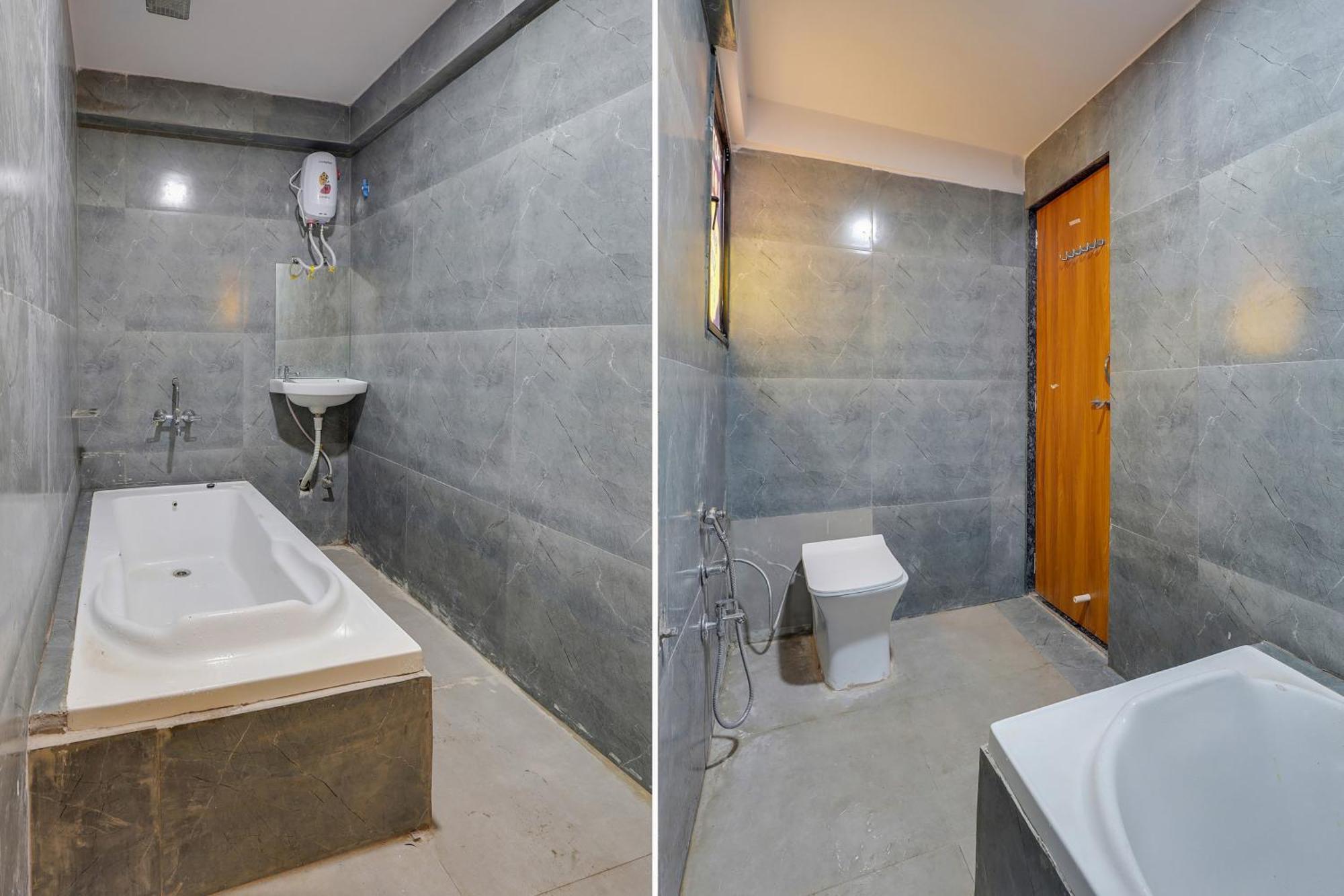 Hotel O Lotus Surat Luaran gambar
